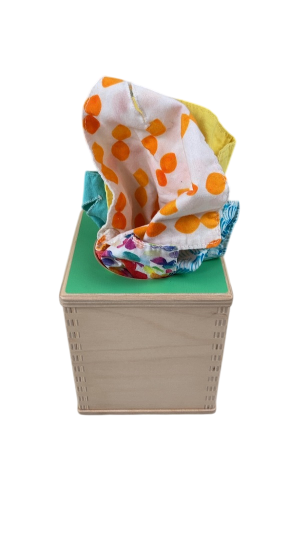 Lovevery Magic Tissue Box and Tissues Cheap - Image 3